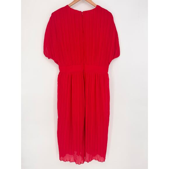 Boohoo NWT Red Pleated V-Neck Cocktail Dress Size 12 - Picture 7 of 9